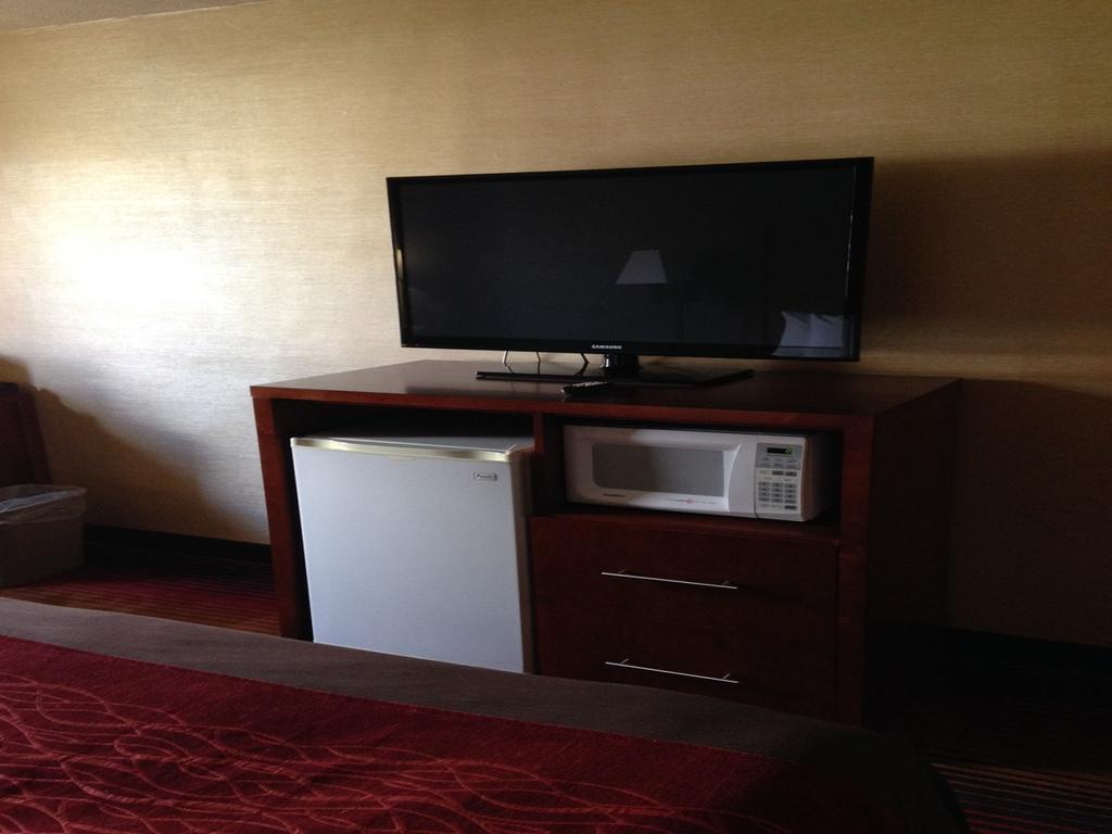 Red Roof Inn Fairfield Фэрфилд Экстерьер фото