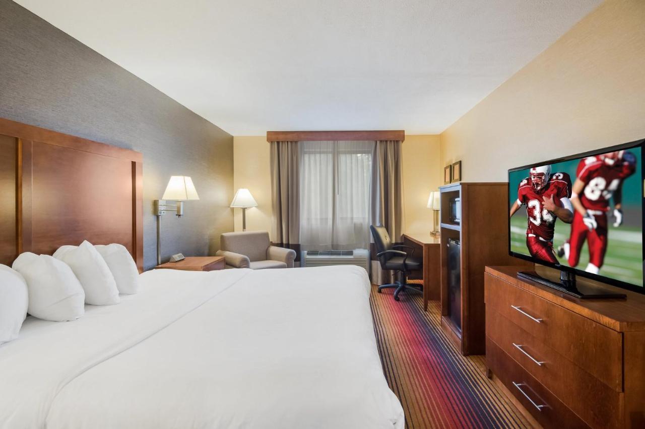 Red Roof Inn Fairfield Фэрфилд Экстерьер фото